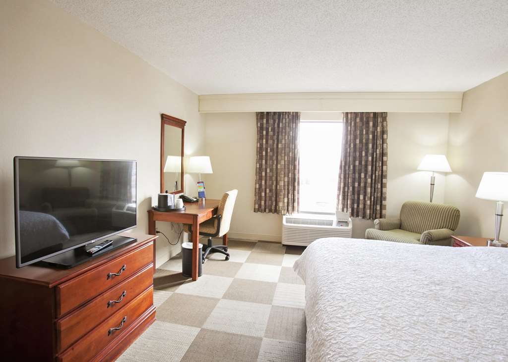 Hampton Inn Moultrie Room photo